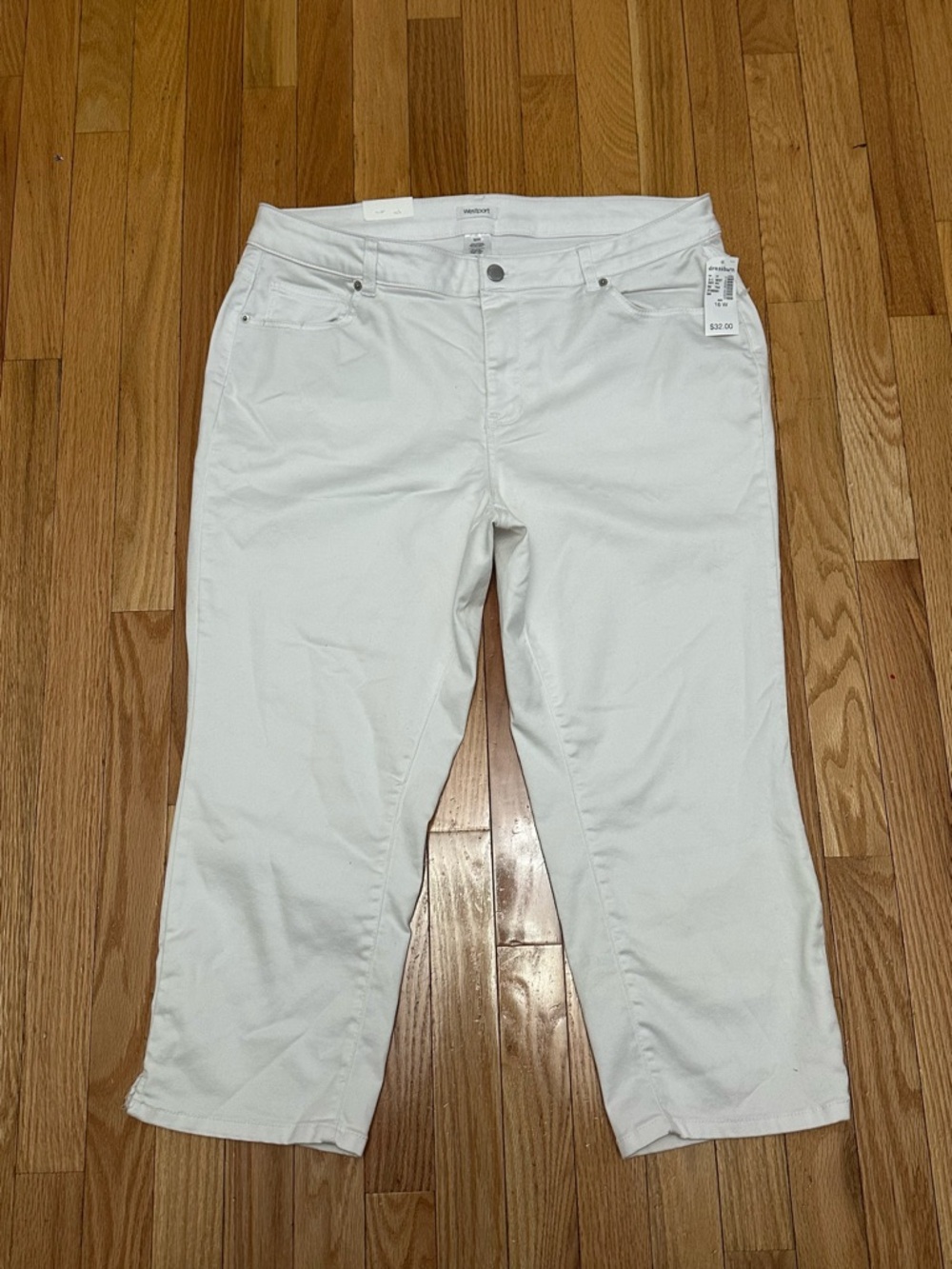 dressbarn White Cropped Ankle Jeans